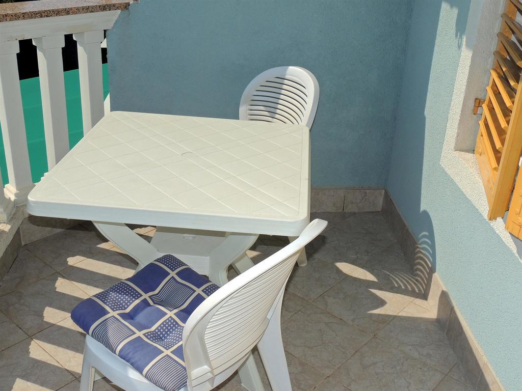 Apartments Zlatko Krk Town Extérieur photo