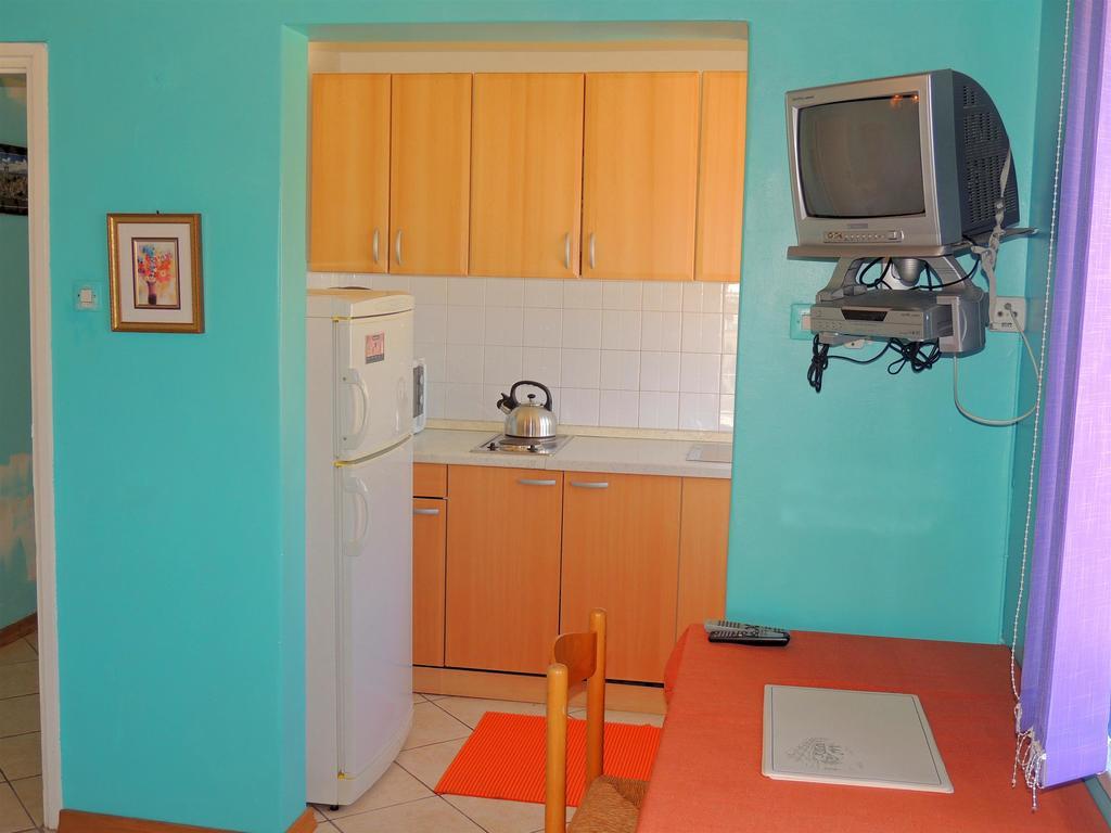 Apartments Zlatko Krk Town Extérieur photo